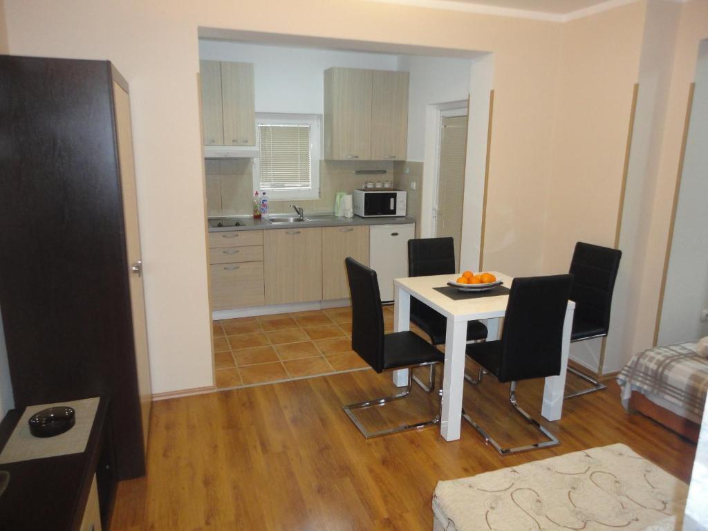 Доброта: Apartments Nancy