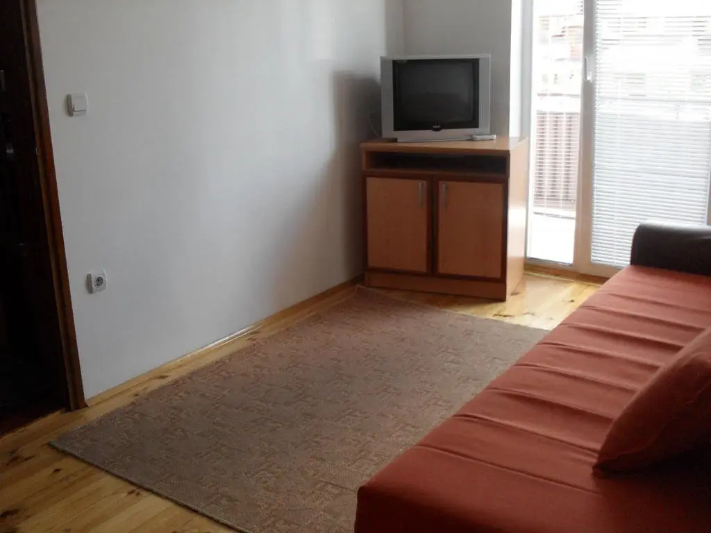 Жабляк: Hotel Lovac