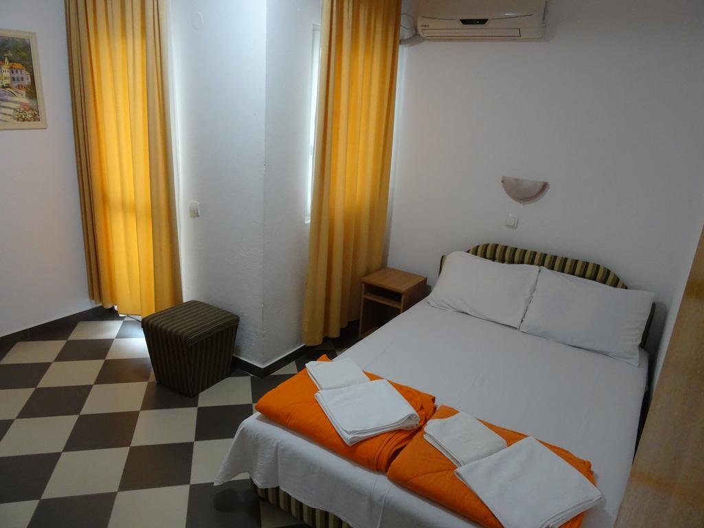 Чань: Hotel Vila Babović