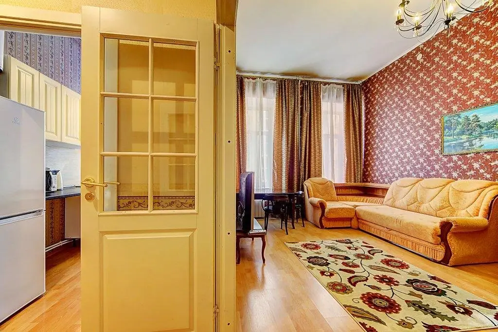 Санкт-Петербург: Sutki Apartments