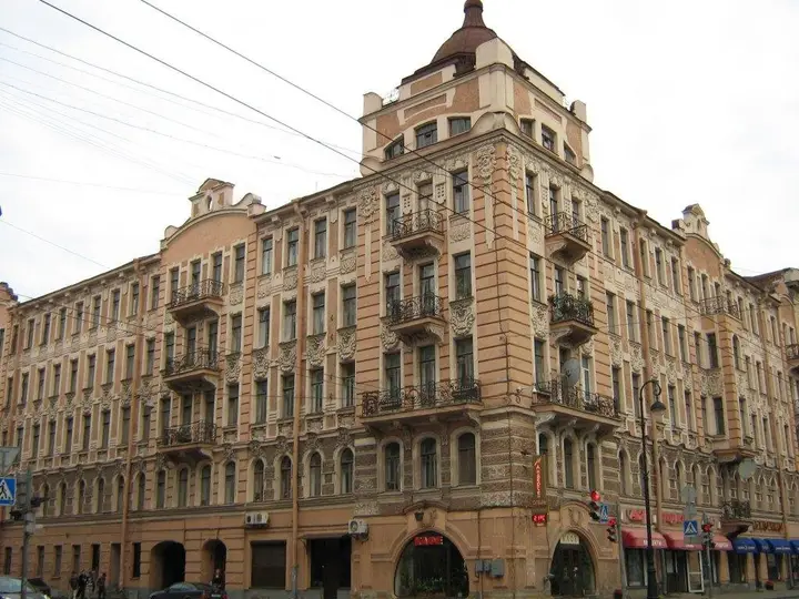 Санкт-Петербург: Sutki Apartments