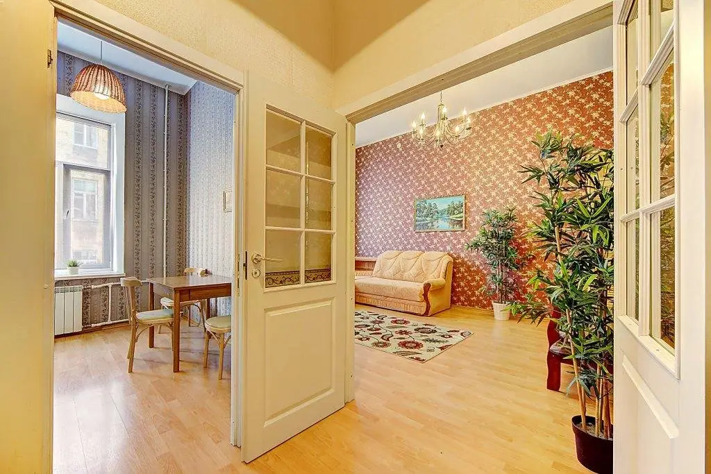 Санкт-Петербург: Sutki Apartments