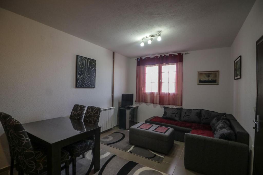 Жабляк: Apartments Millenium