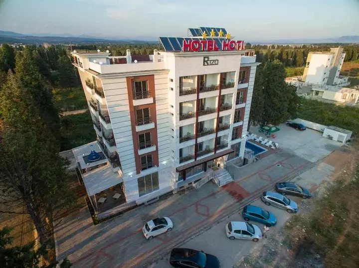 Ульцинь: Hotel Hoti