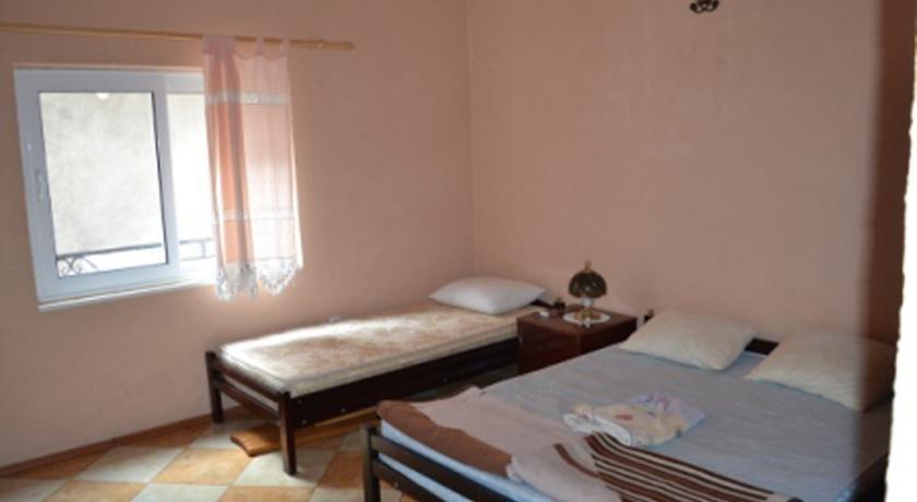 Столив: Apartments Radonjić