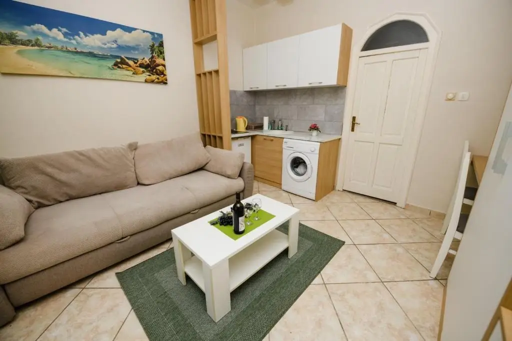 Доброта: Apartments Radonjić