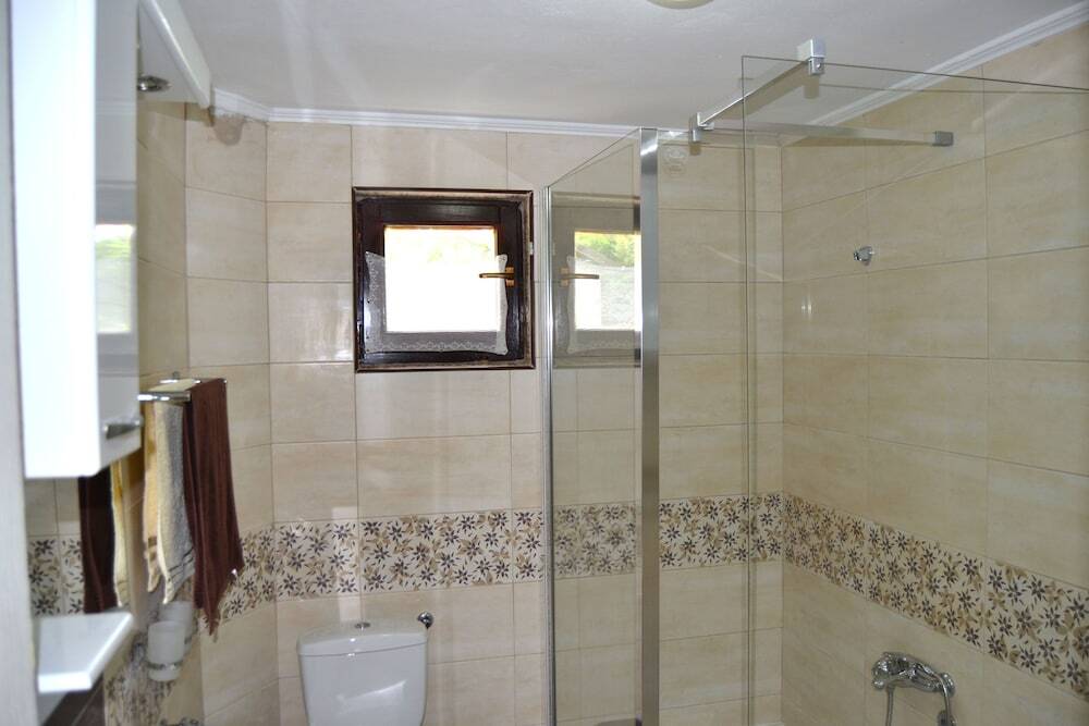Доброта: Apartments Dobrisa
