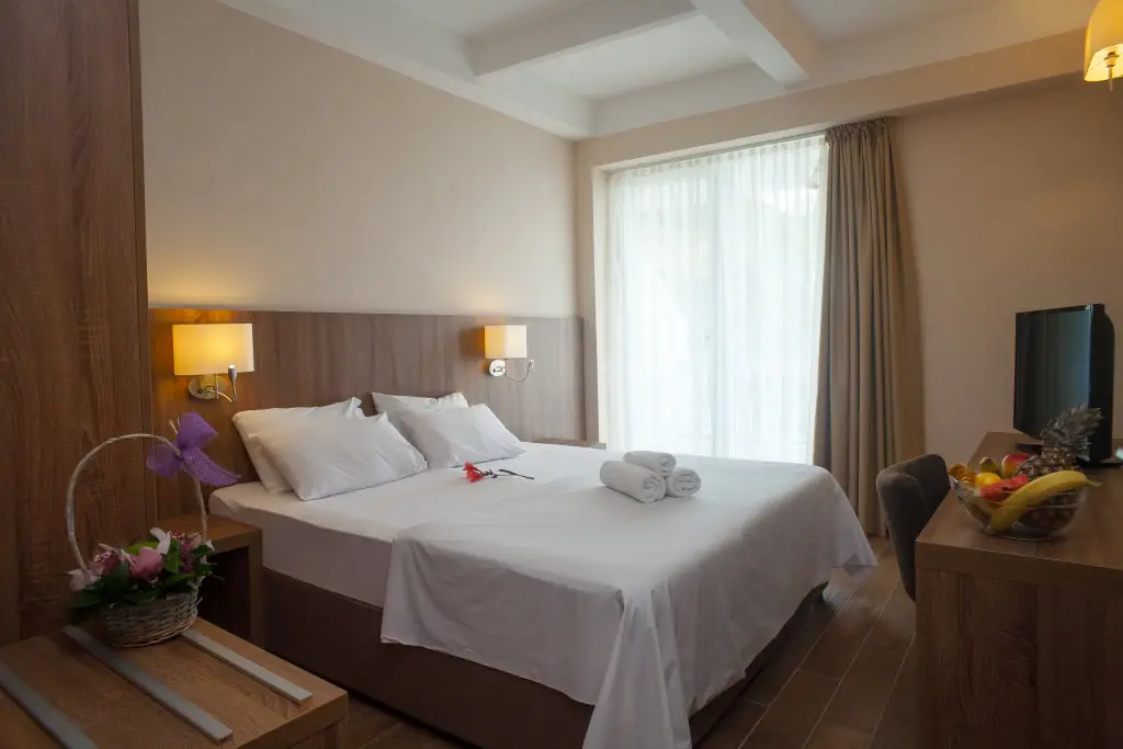Сутоморе: Hotel Sato