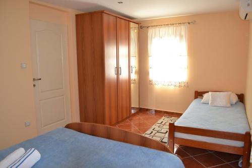 Радановичи: Apartments and Rooms Kordić