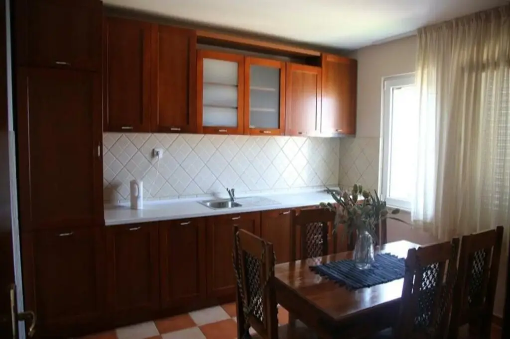 Бусат: Apartments Misko