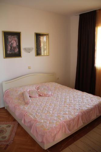 Бар: Holiday Home Malic