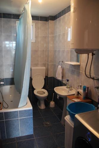 Бар: Holiday Home Malic