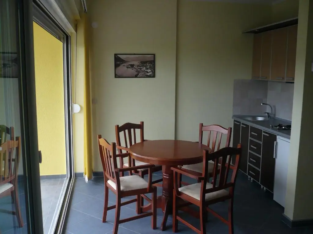 Игало: Apartments Villa G
