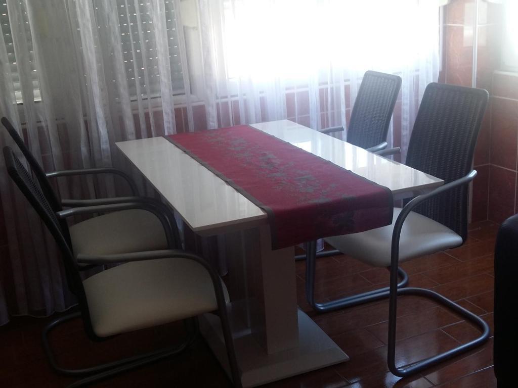 Петровац: Lazar Apartments