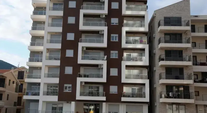 Будва: Apartment Adzic Lux