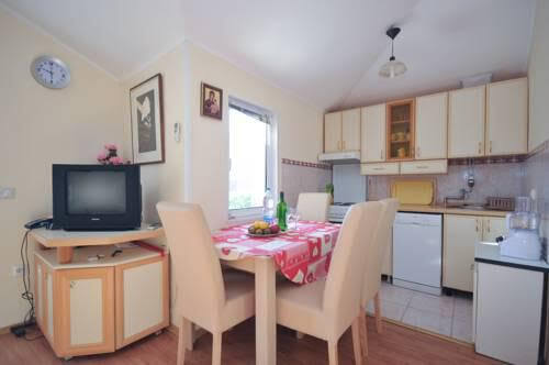 Будва: Apartment Adzic