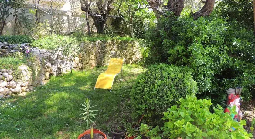 Бечичи: Rooms Villa Desa