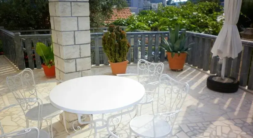 Бечичи: Rooms Villa Desa