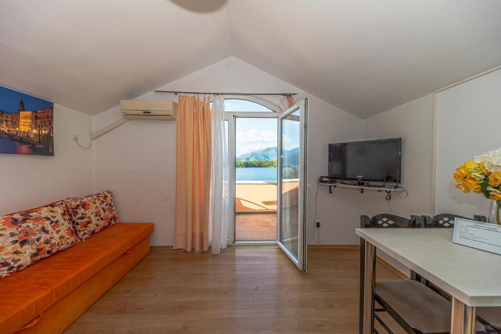 Тиват: Apartments Dragojević