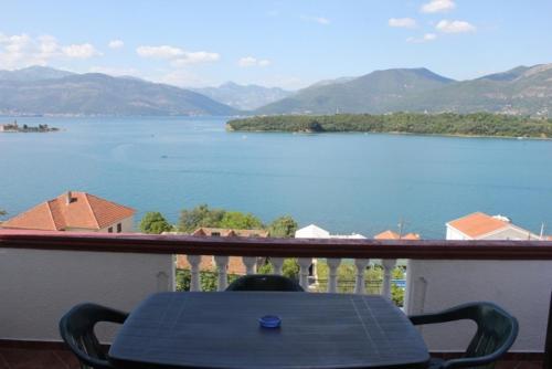 Тиват: Apartments Dragojević