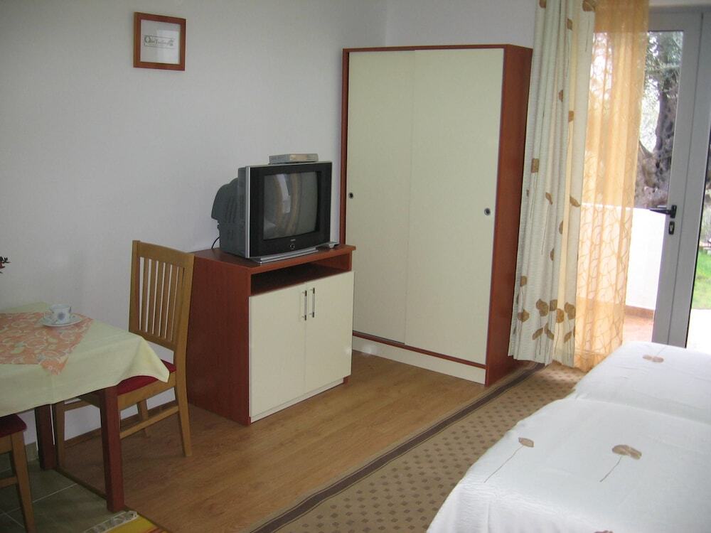 Бечичи: Guest House Maslinjak