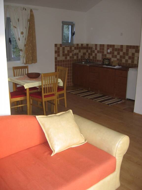 Бечичи: Guest House Maslinjak