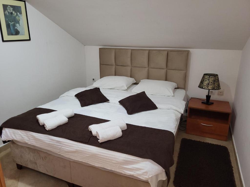 Тиват: Apartments Teodo