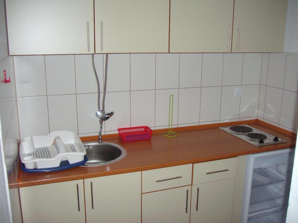 Доброта: Apartments Dani