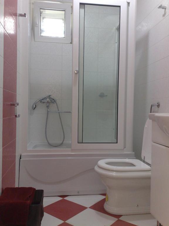 Петровац: Apartments Medin Danilo