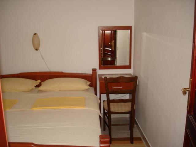 Петровац: Apartments Medin Danilo