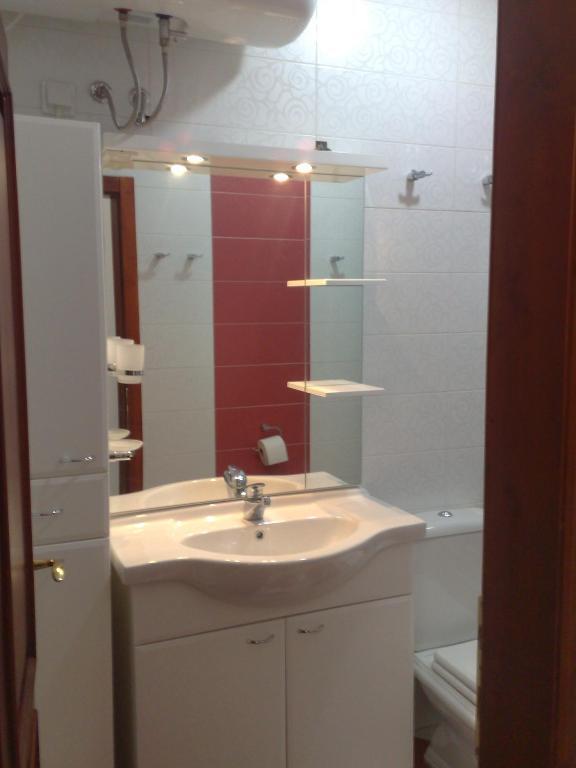 Петровац: Apartments Medin Danilo