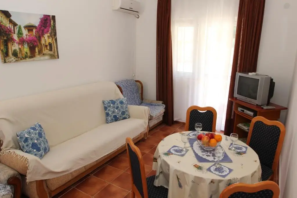 Бар: Apartments Green Belt