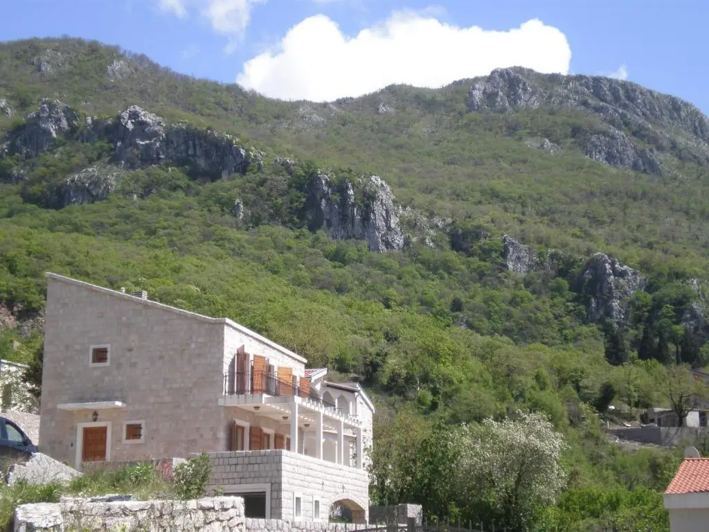 Будва: Villa Lidija