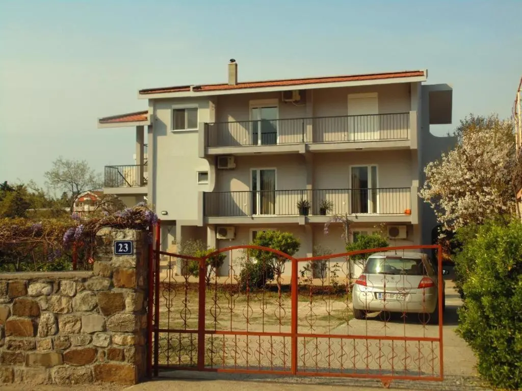 Бар: Apartments Macaso