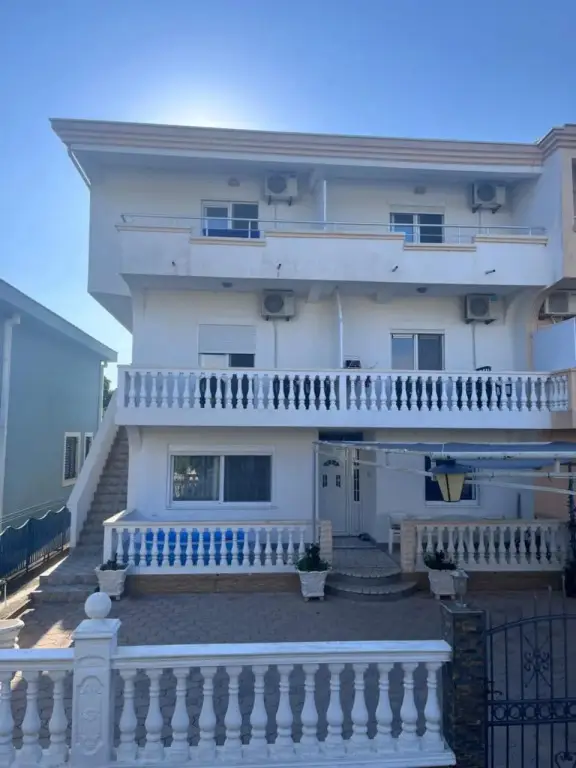 Ульцинь: Curani Apartments