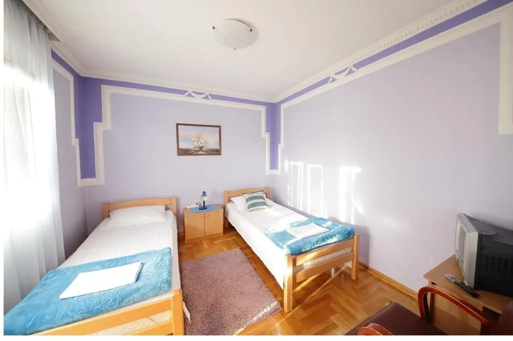 Цетине: Guest House Pansion 10