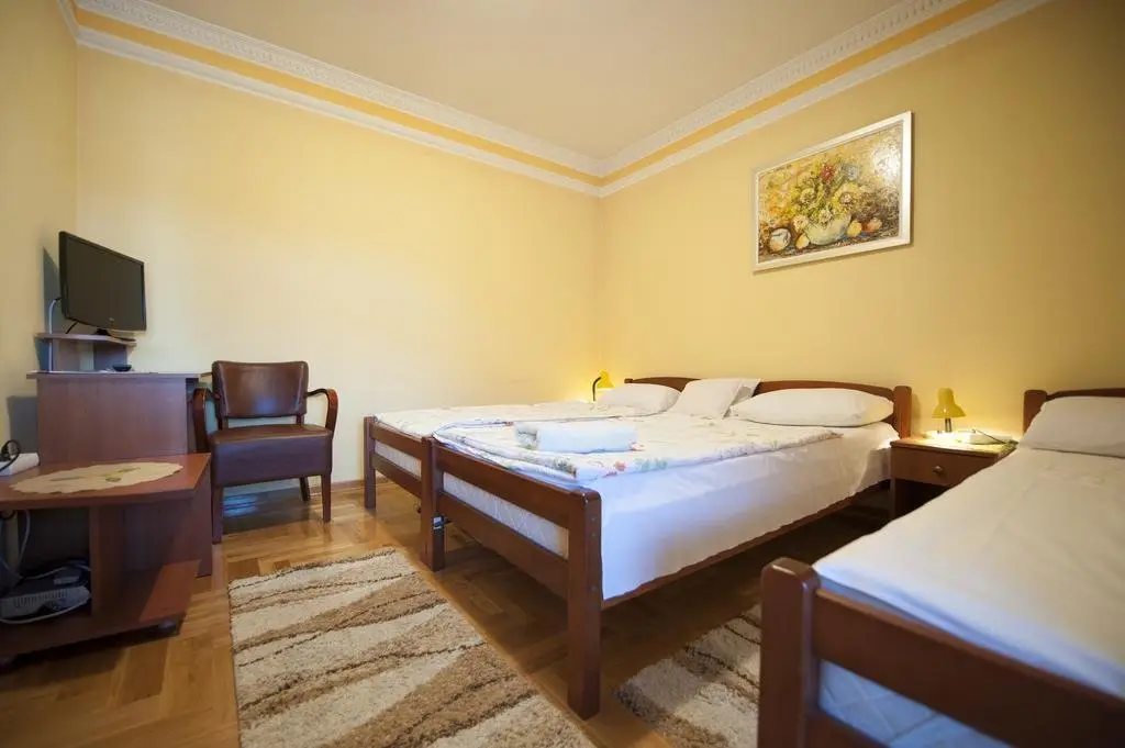 Цетине: Guest House Pansion 10