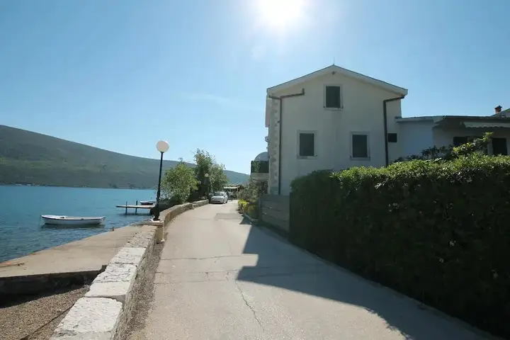 Деновичи: Apartments Krivokapic