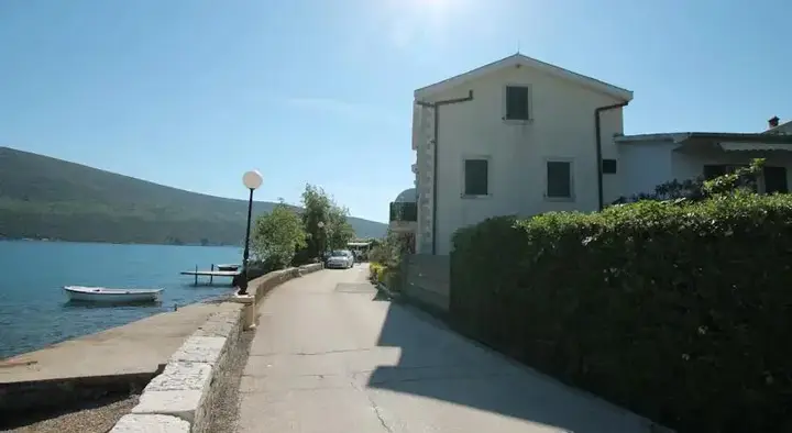 Деновичи: Apartments Krivokapic