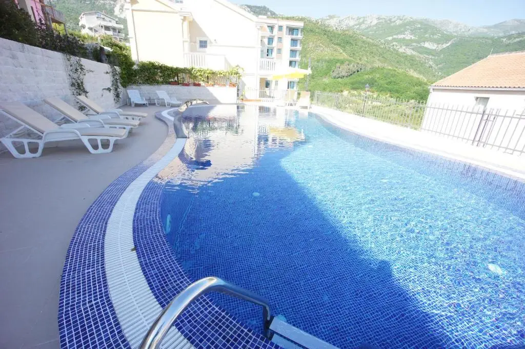 Бечичи: Apartments Becici Sunset
