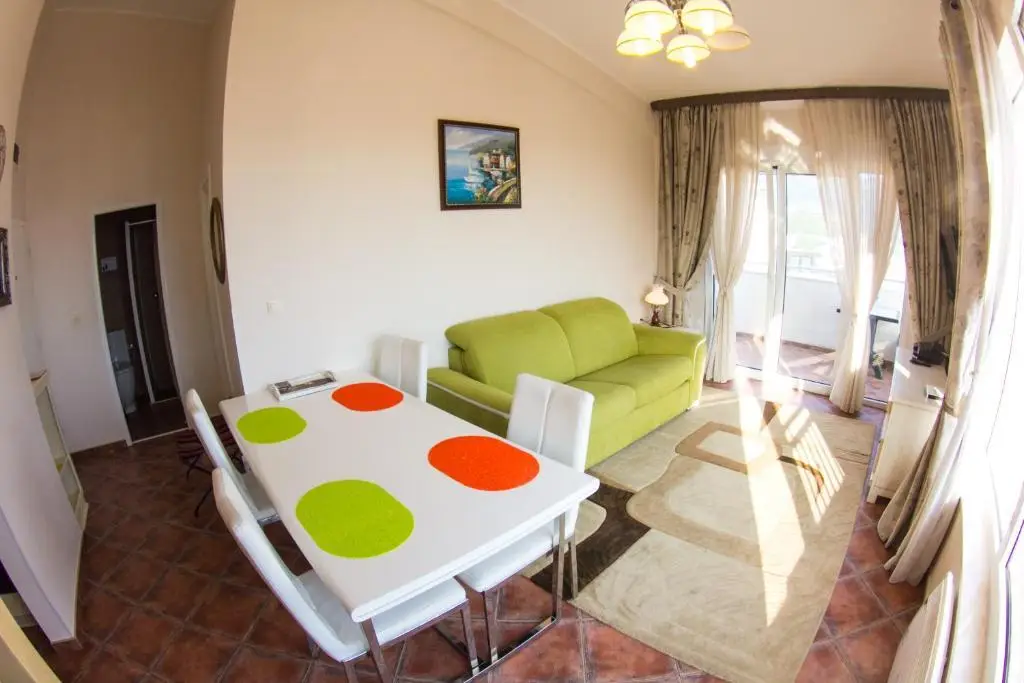 Бечичи: Mila & Aleksandr Apartments