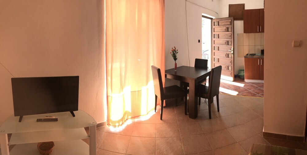 Доброта: Apartments Ivanisevic
