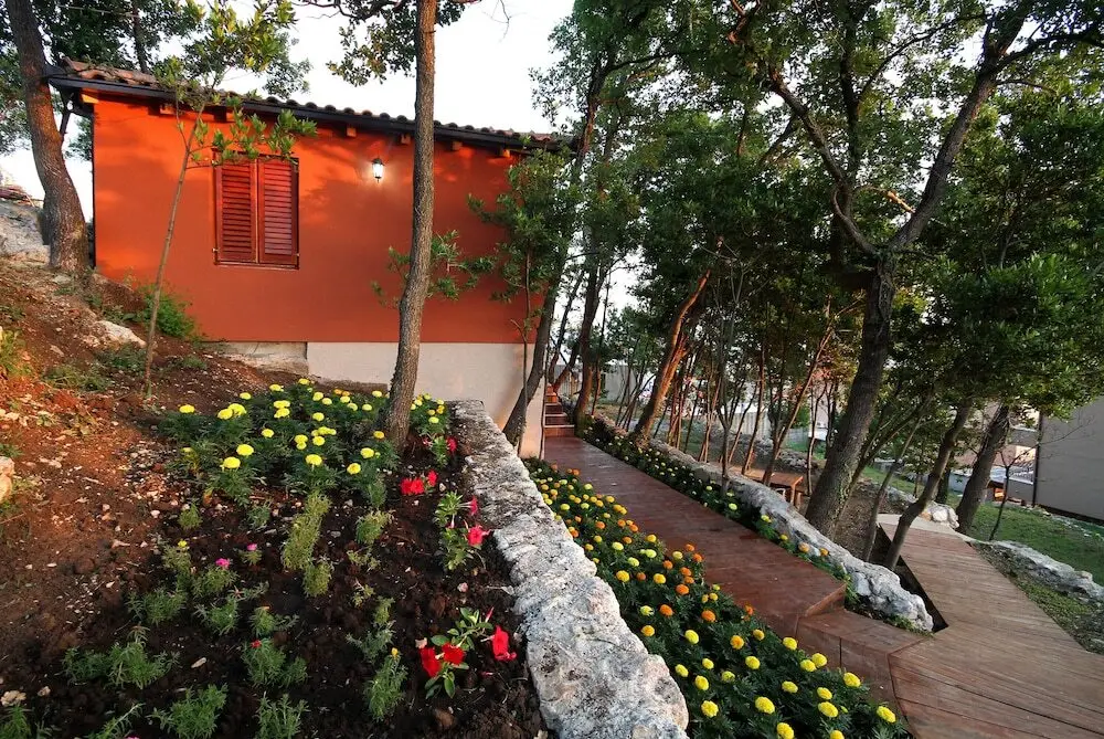 Близикуче: Guest House Harmonia