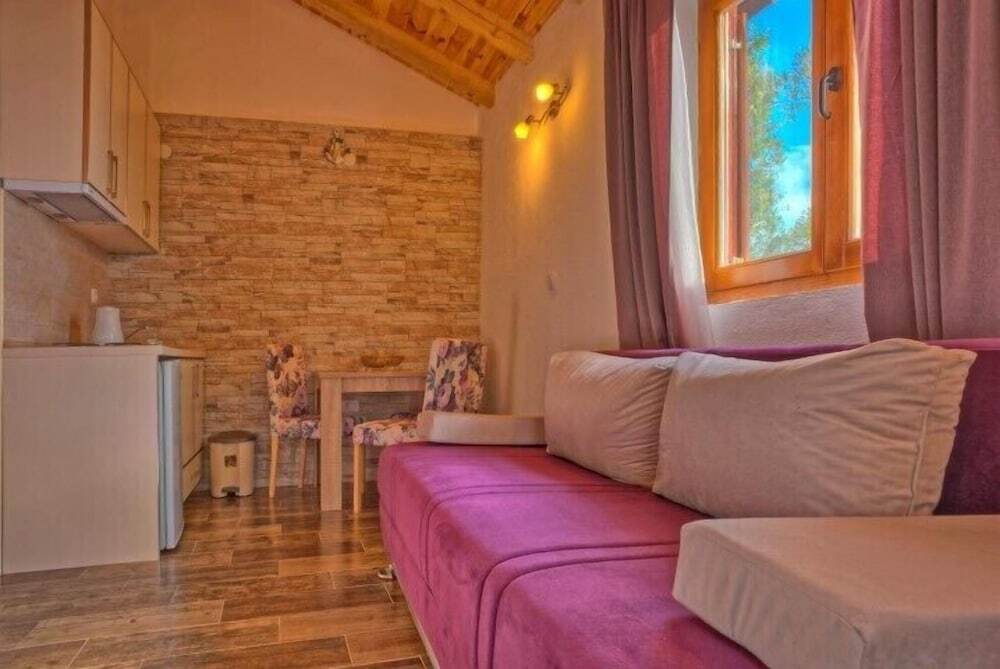 Близикуче: Guest House Harmonia