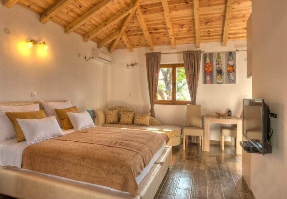 Близикуче: Guest House Harmonia