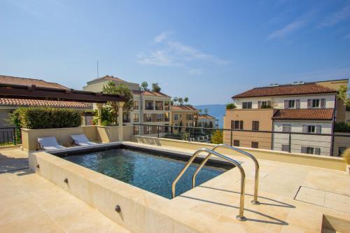 Тиват: Studio Zeta Porto Montenegro