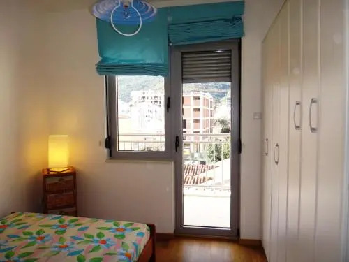 Будва: Apartment Mega