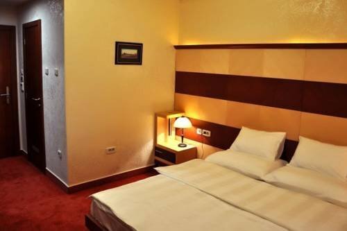Никшич: Hotel Marshal