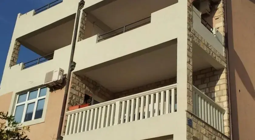 Игало: Apartments Beleni