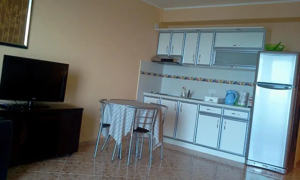 Бусат: Kapriz Apartments